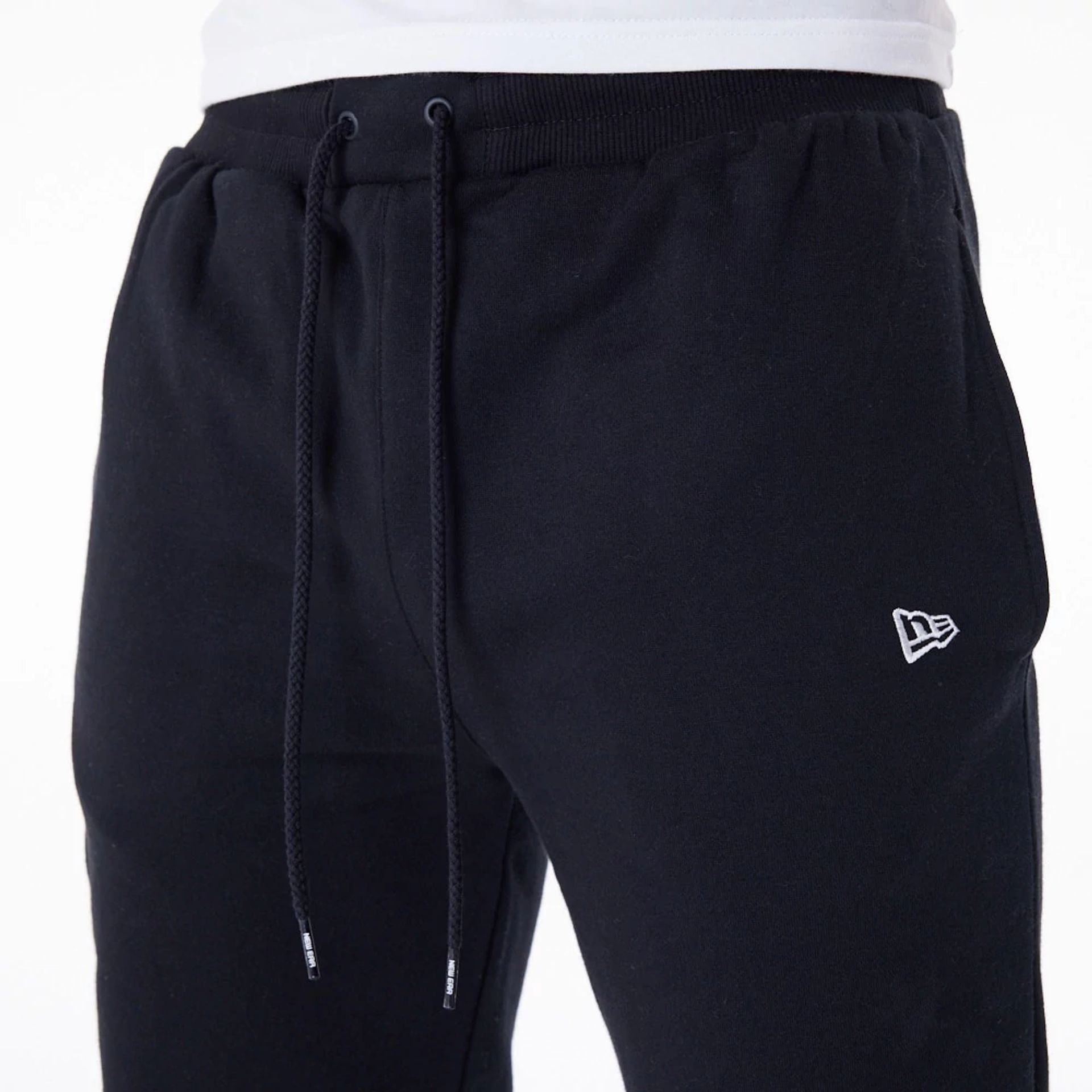 [New Era]★ESSENTIAL SWEAT PANTS New Era Essential Joggers | New Era Cap UK