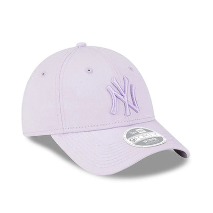 This is a New York Yankees Womens League Essential Lilac 9FORTY Adjustable Cap 3