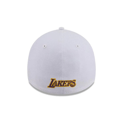 This is a New York Yankees Womens League Essential Lilac 9FORTY Adjustable Cap 5