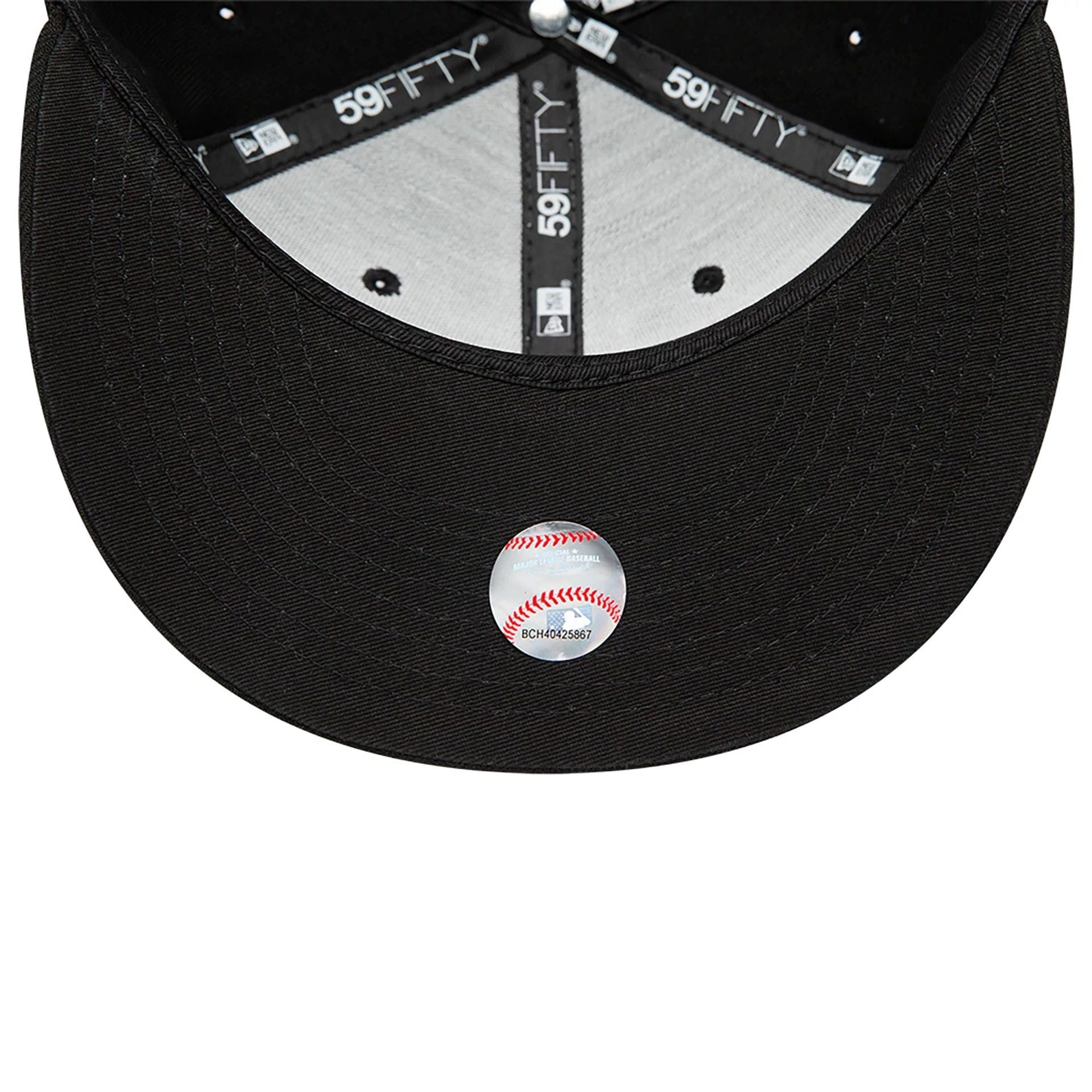 This is a LA Dodgers MLB Black on Black 59FIFTY Fitted Cap 5