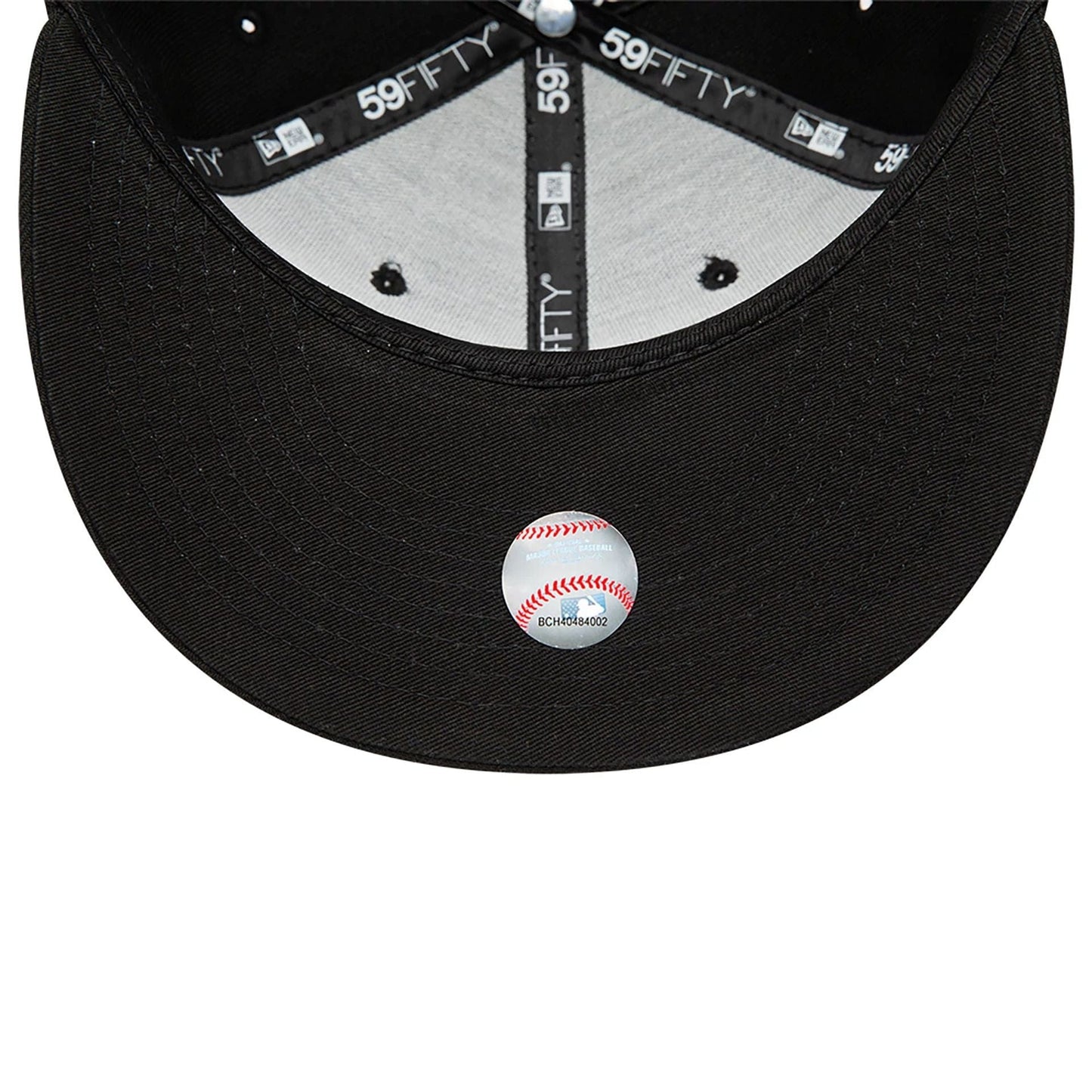 This is a Boston Red Sox MLB Black on Black 59FIFTY Fitted Cap 2