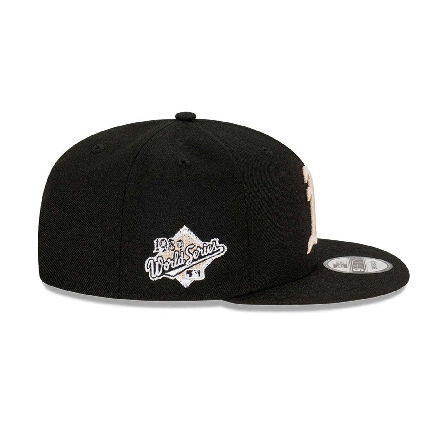 This is a Oakland Athletics World Series Black 9FIFTY Snapback Cap 5