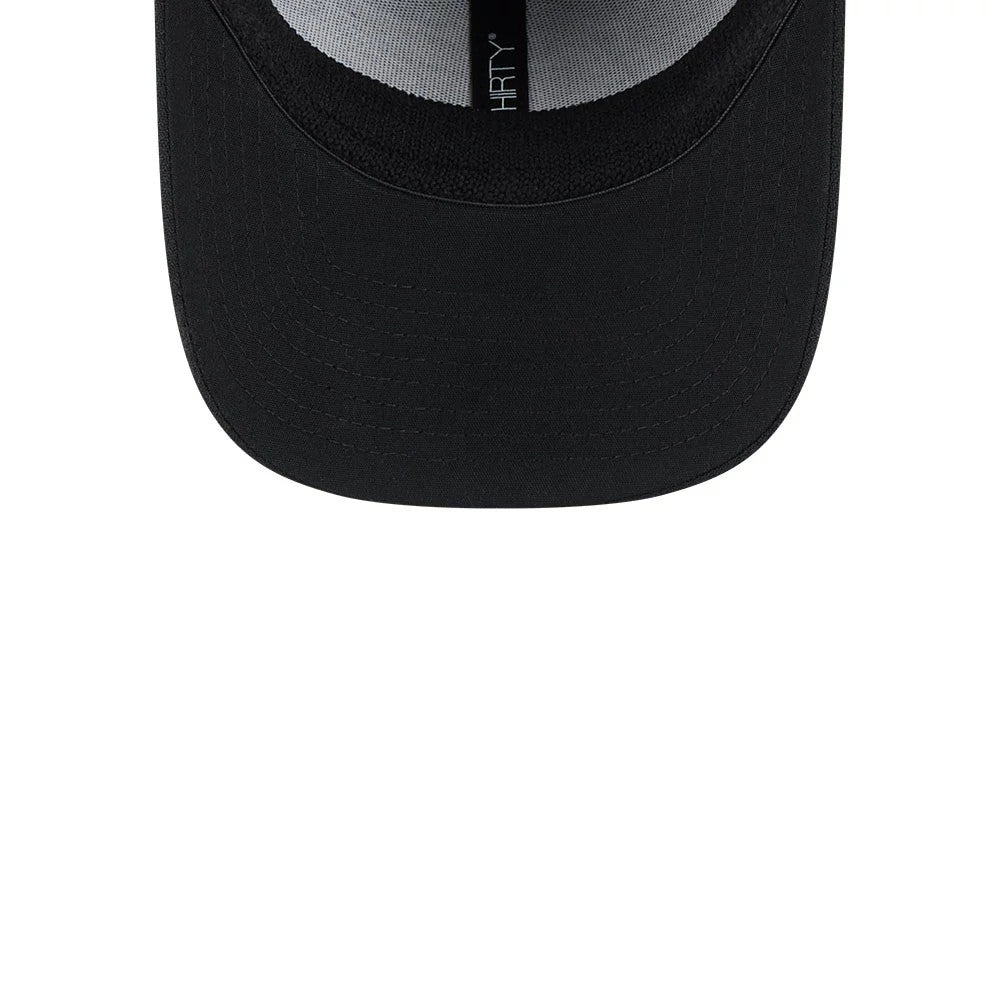 Pictured is this NBA Evergreen LA Lakers 39THIRTY Stretch Fit cap in black. 2