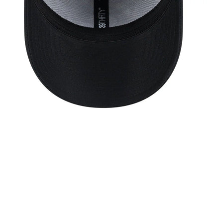 Pictured is this MLB Evergreen Neo Chicago Cubs 39THIRTY Stretch Fit cap in black. 7