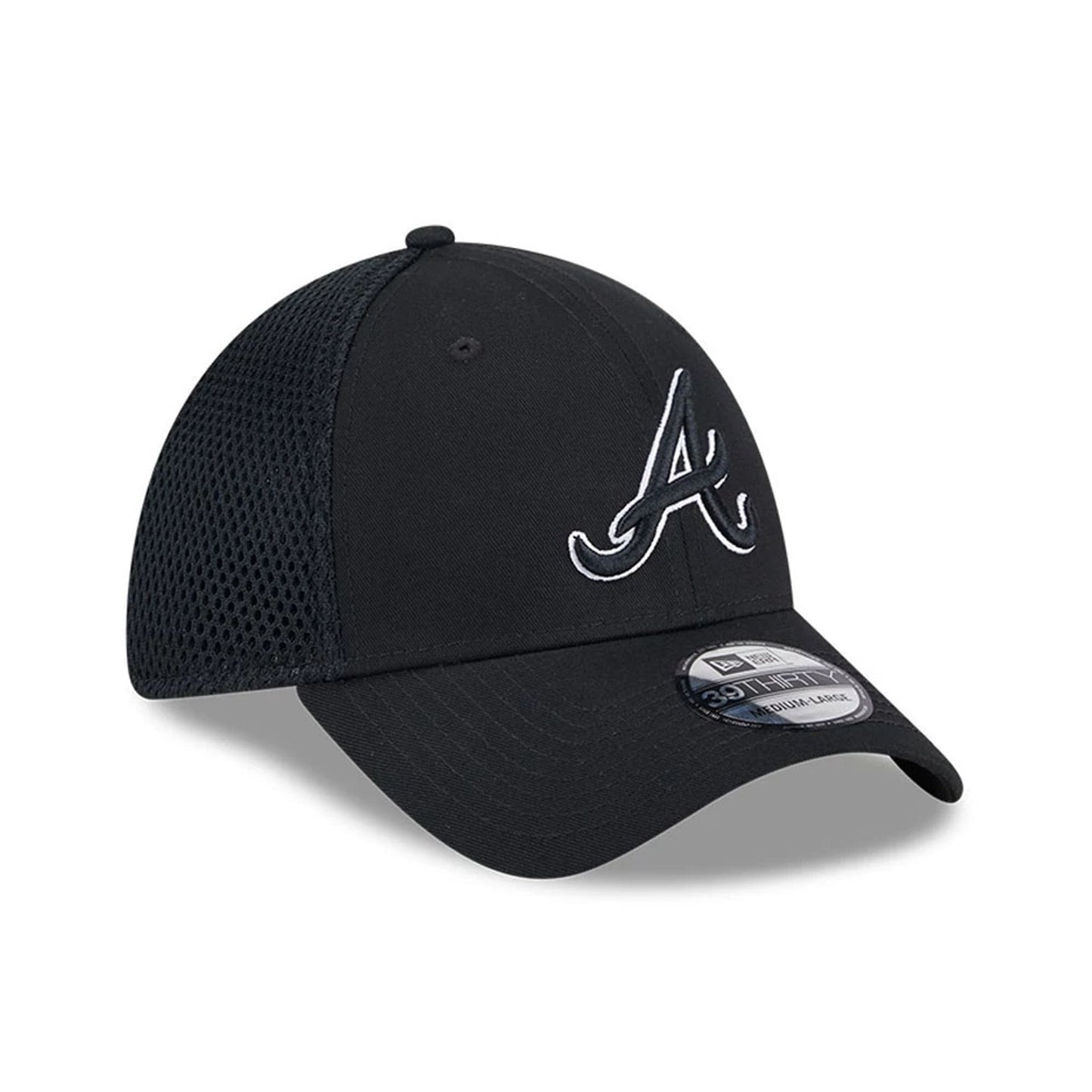 Pictured is this MLB Evergreen Neo Atlanta Braves 39THIRTY Stretch Fit cap in black. 4