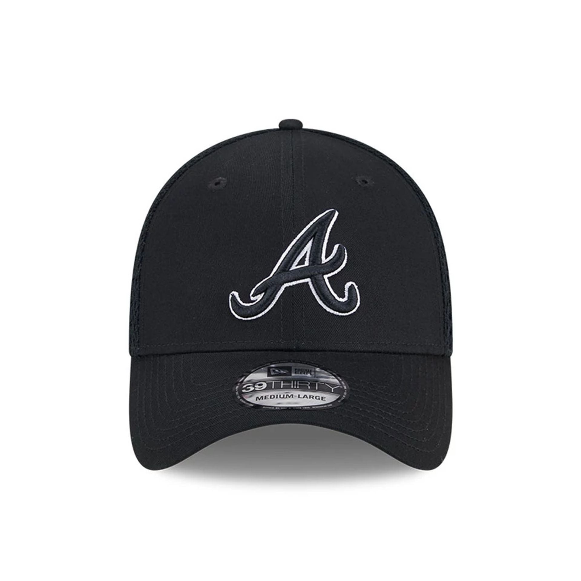 Pictured is this MLB Evergreen Neo Atlanta Braves 39THIRTY Stretch Fit cap in black. 3