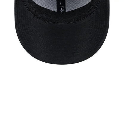 Pictured is this MLB Evergreen Neo Atlanta Braves 39THIRTY Stretch Fit cap in black. 7
