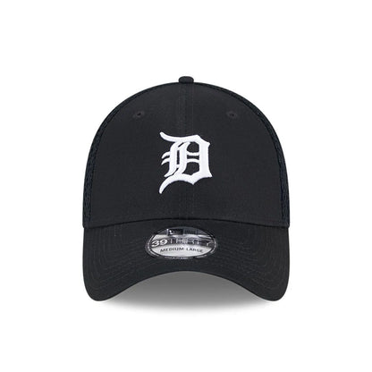 Pictured is this MLB Evergreen Neo Detroit Tigers 39THIRTY Stretch Fit cap in black. 3