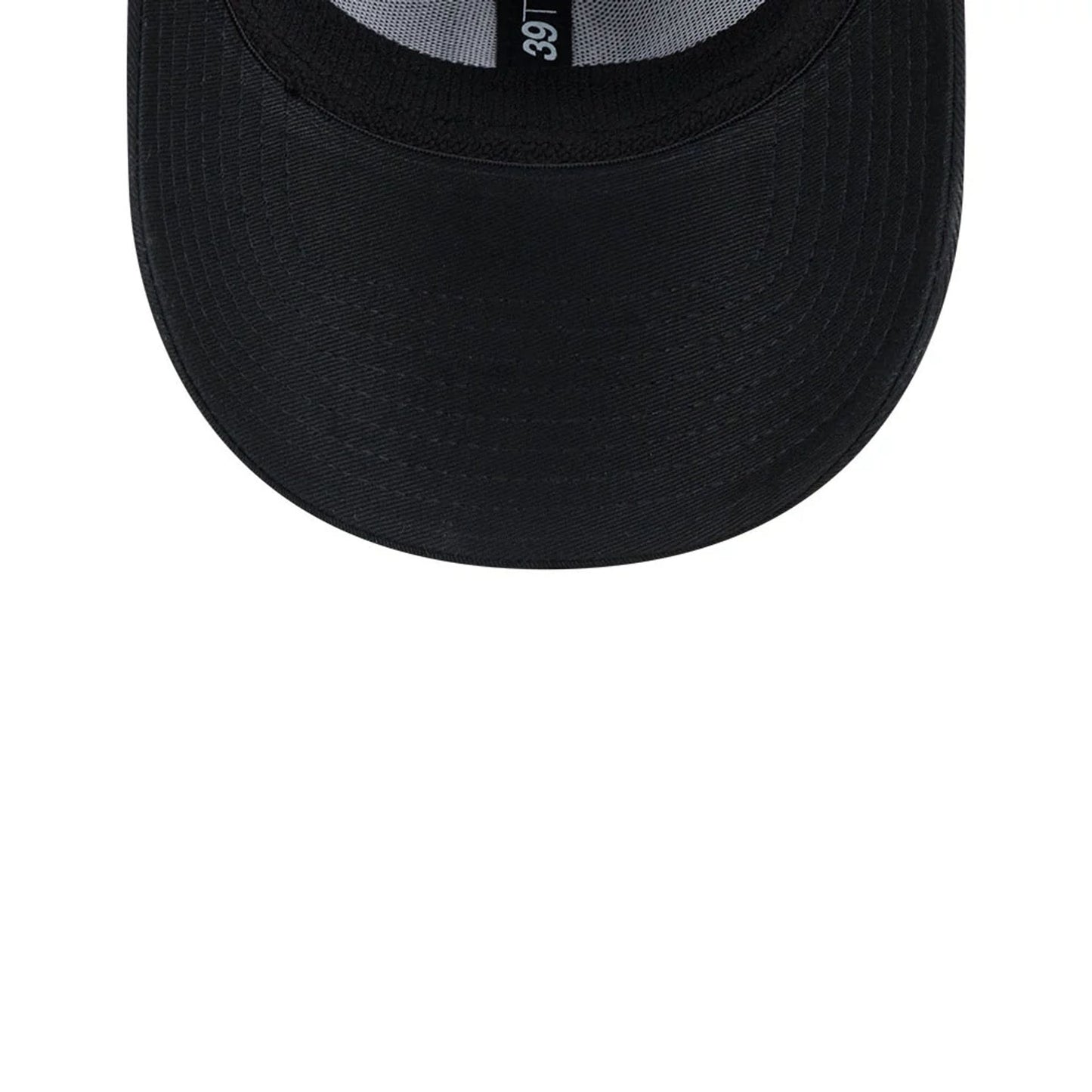 Pictured is this MLB Evergreen Neo Detroit Tigers 39THIRTY Stretch Fit cap in black. 7