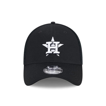 Pictured is this MLB Evergreen Neo Houston Astros 39THIRTY Stretch Fit cap in black. 3