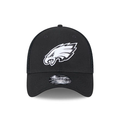 Pictured is this NFL Evergreen Neo Philadelphia Eagles 39THIRTY Stretch Fit cap in black. 3