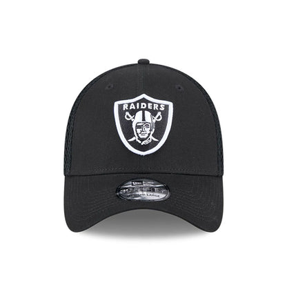 Pictured is this NFL Evergreen Neo Las Vegas Raiders 39THIRTY Stretch Fit cap in black. 3