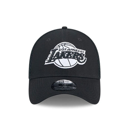 Pictured is this NBA Evergreen Neo LA Lakers 39THIRTY Stretch Fit cap in black. 3