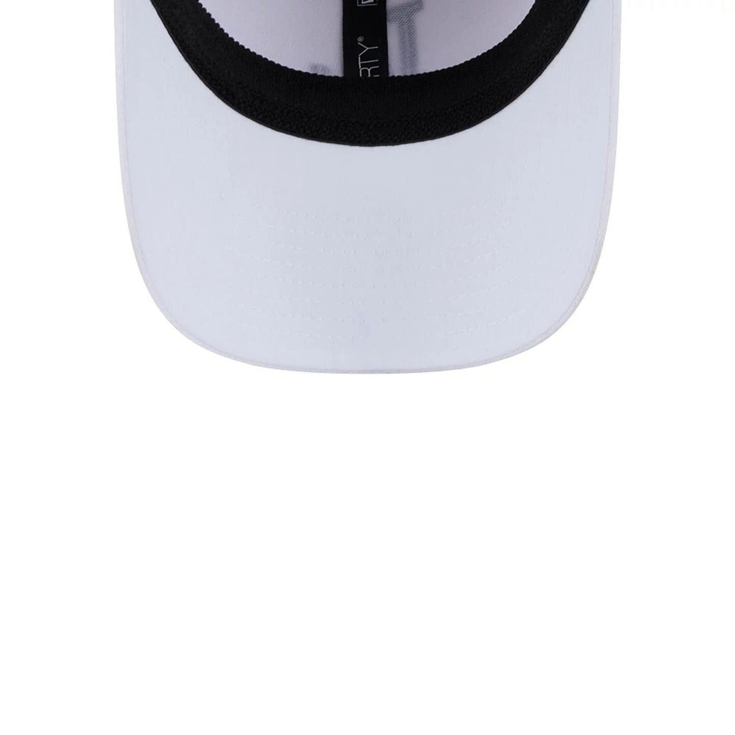 Pictured is this MLB Evergreen LA Dodgers 39THIRTY Stretch Fit cap in white. 7