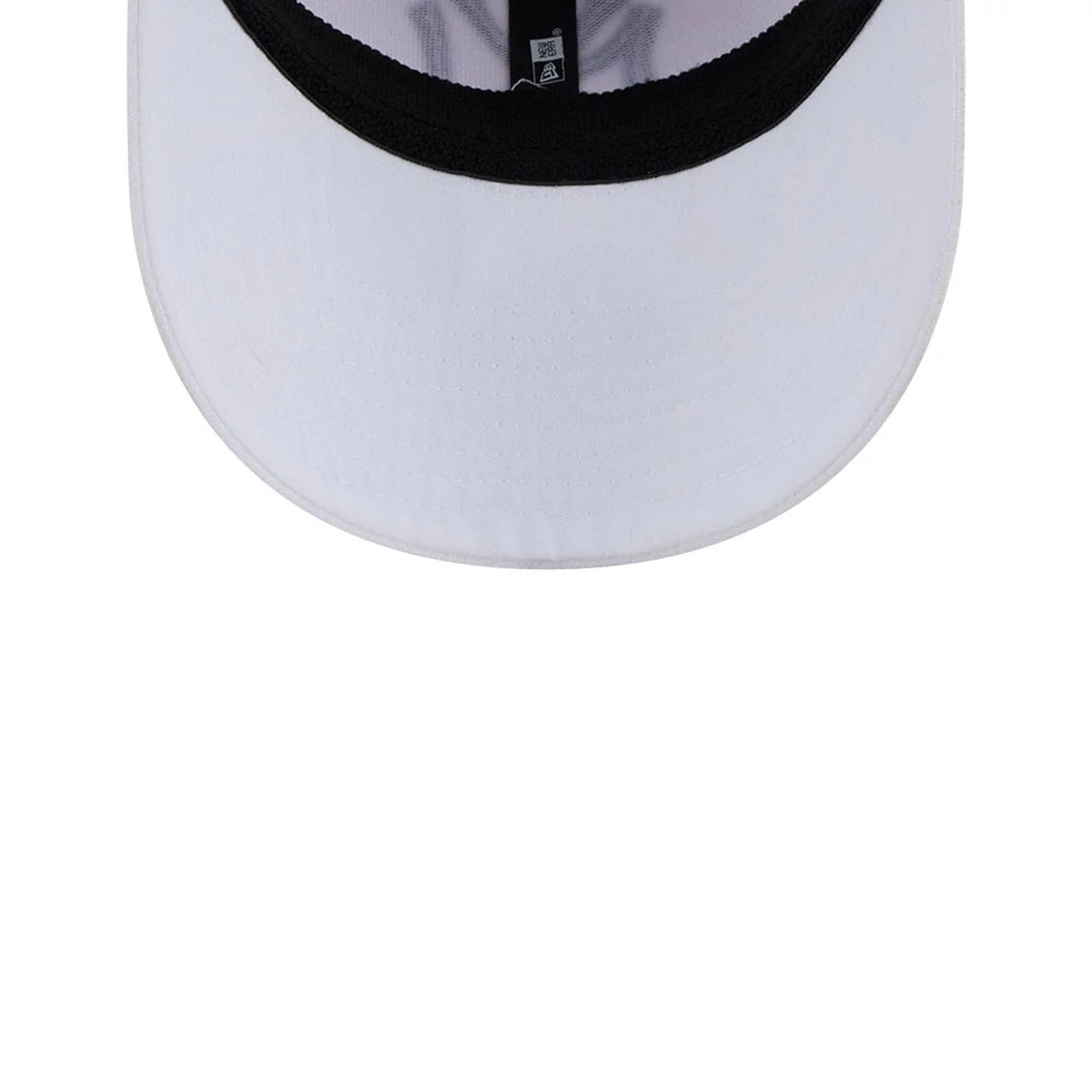 Pictured is this MLB Evergreen New York Yankees 39THIRTY Stretch Fit cap in white. 7