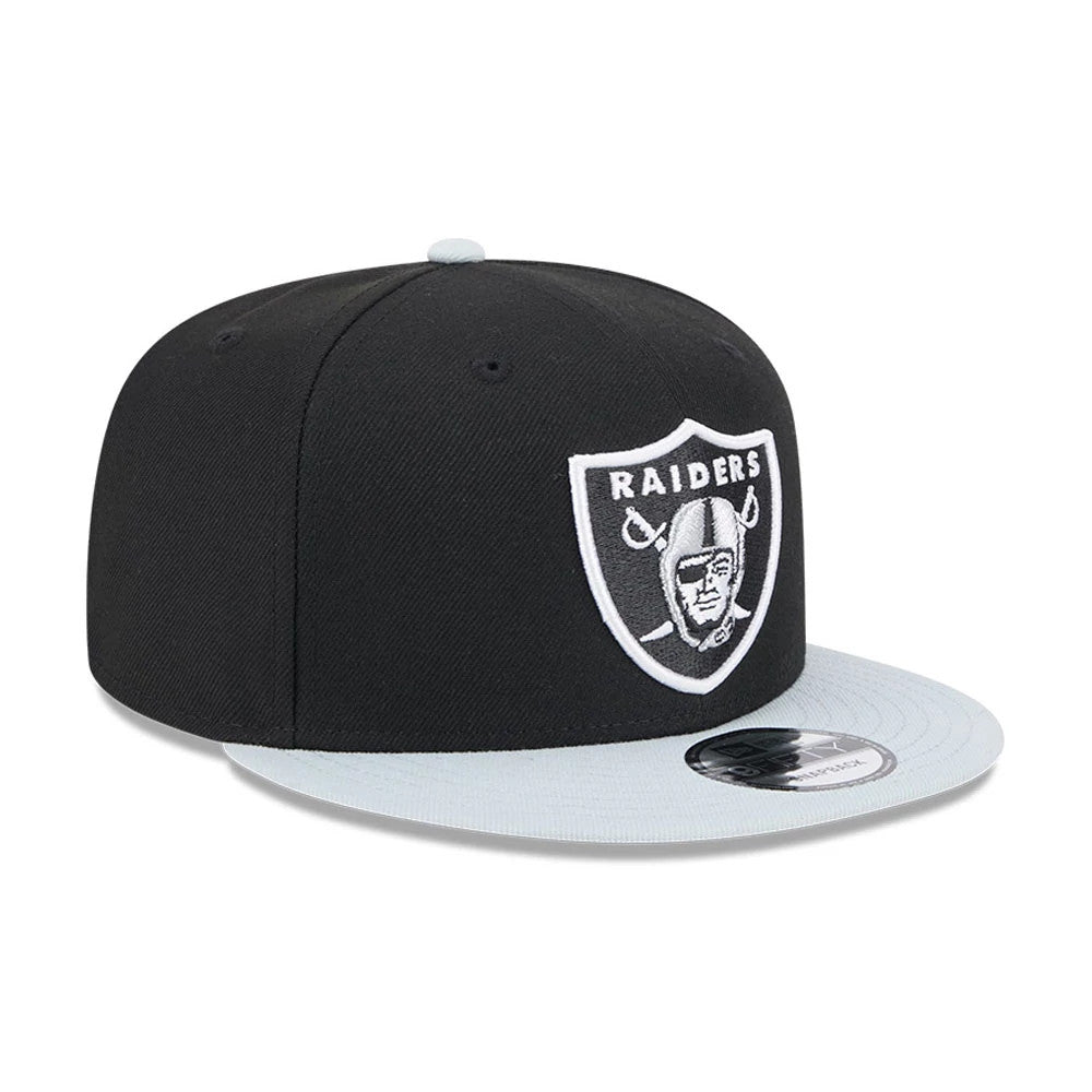 Pictured is this NFL Evergreen Las Vegas Raiders 9FIFTY Snapback cap in black. 3