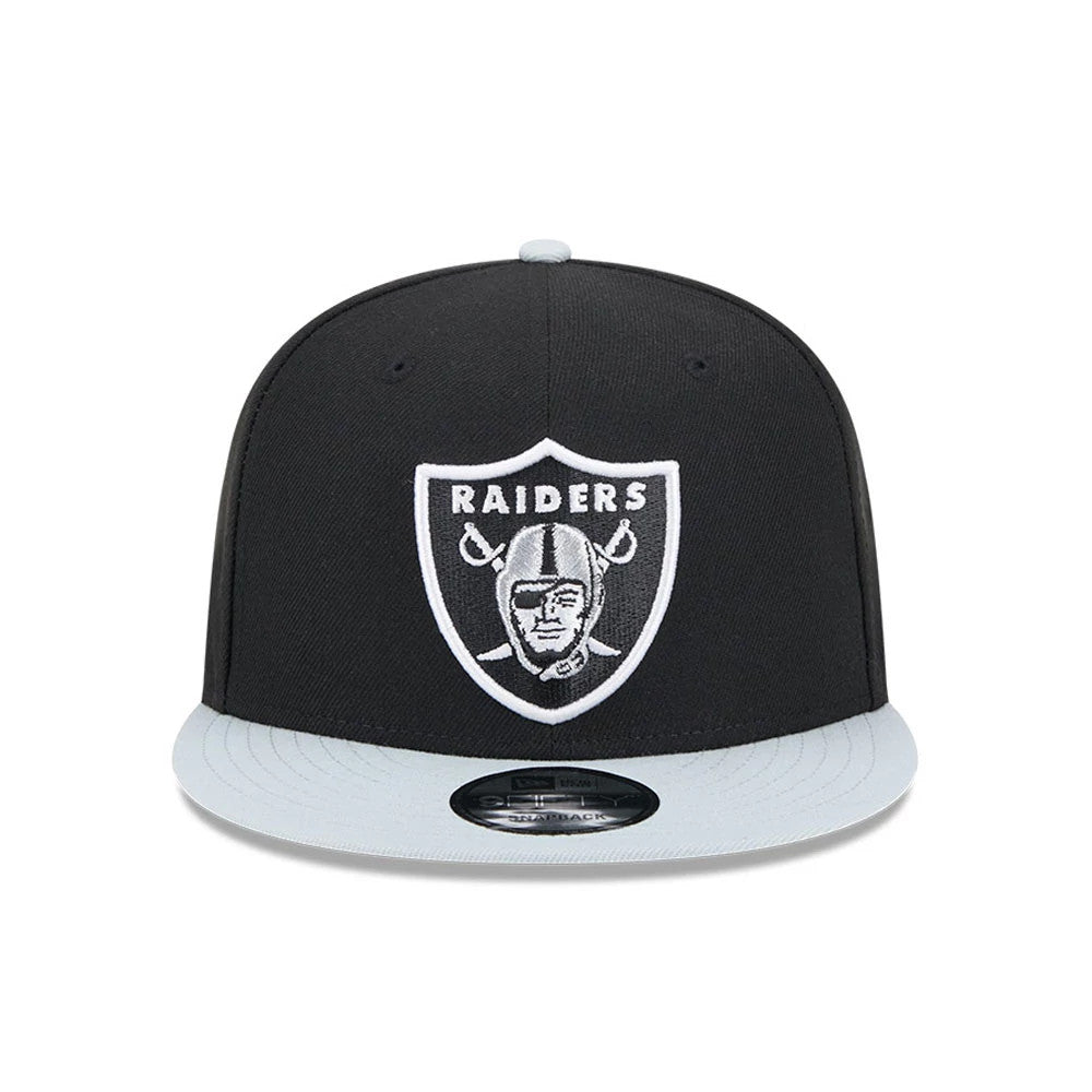 Pictured is this NFL Evergreen Las Vegas Raiders 9FIFTY Snapback cap in black. 2