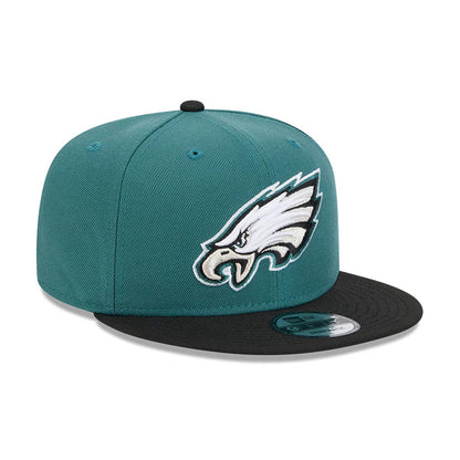 Pictured is this NFL Evergreen Philadelphia Eagles 9FIFTY Snapback cap in dark green. 4