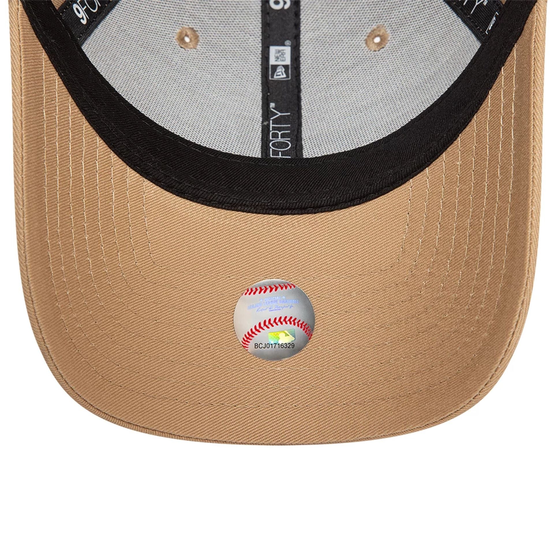 Womens League Essential New York Yankees 9FORTY Cap | NEC EU