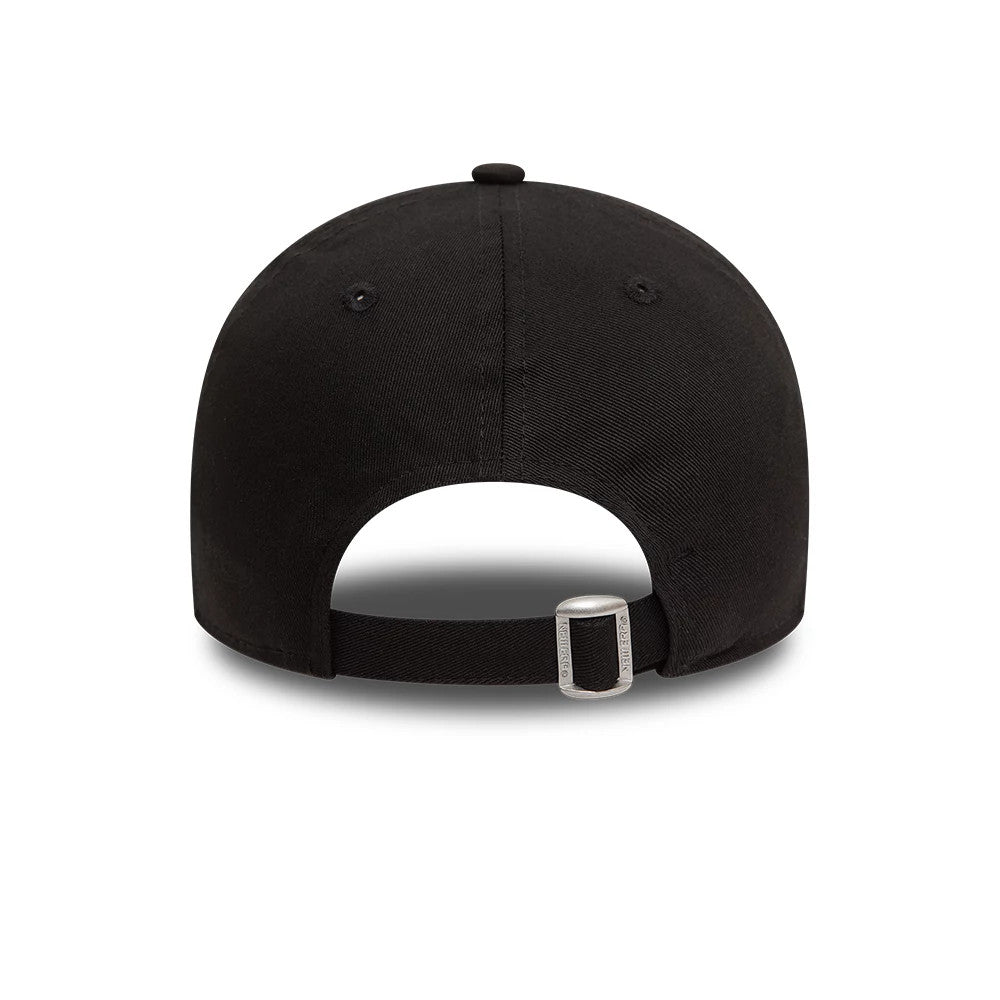 This is a New York Yankees League Essential Black On Black 9TWENTY Adjustable Cap 3