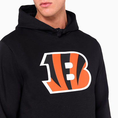 The Male model is wearing Cincinnati Bengals NFL Black Pullover Hoodie 3