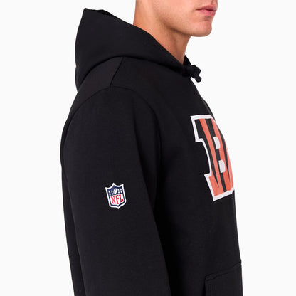 The Male model is wearing Cincinnati Bengals NFL Black Pullover Hoodie 7