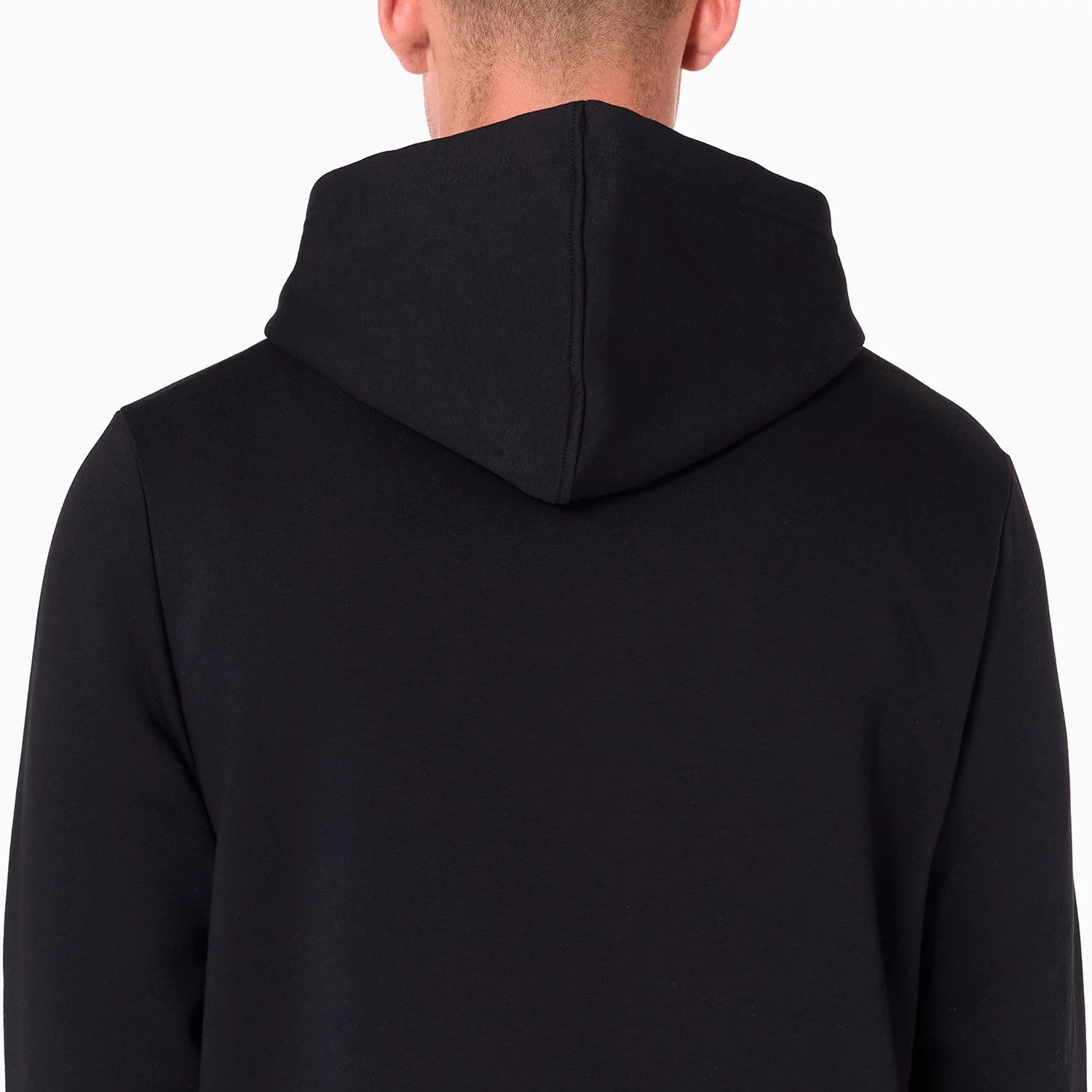 The Male model is wearing Cincinnati Bengals NFL Black Pullover Hoodie 5