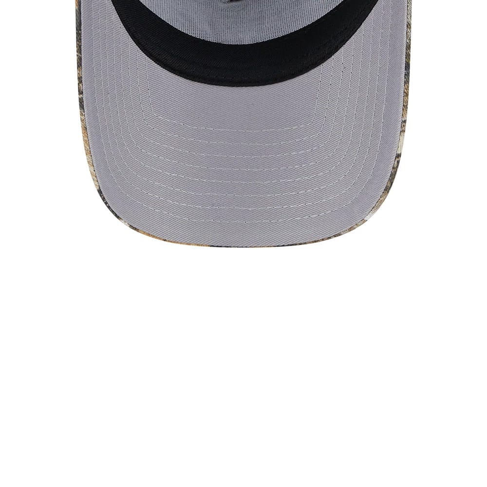 Pictured is this MLB Realtree Camo LA Dodgers 9FORTY A-Frame Trucker Adjustable cap in dark blue. 2