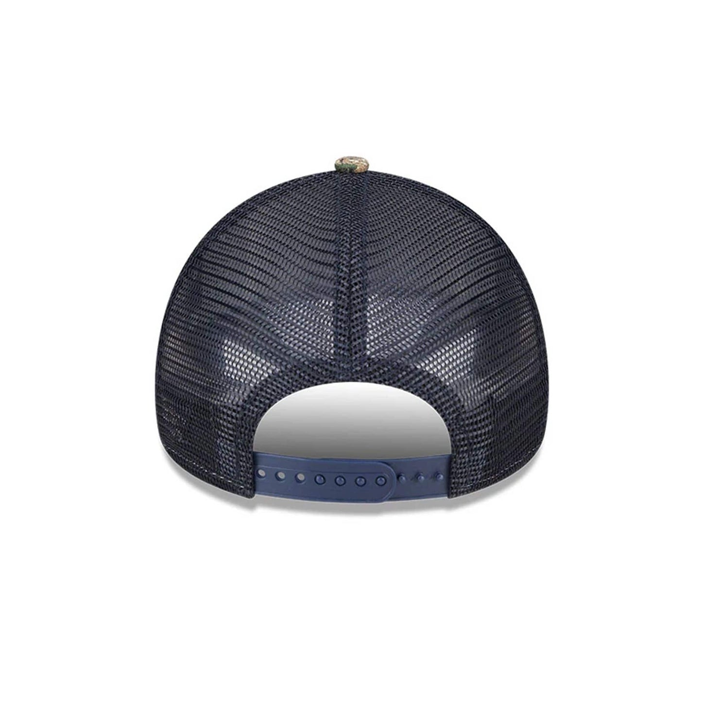 Pictured is this MLB Realtree Camo New York Yankees 9FORTY A-Frame Trucker Adjustable cap in navy. 5
