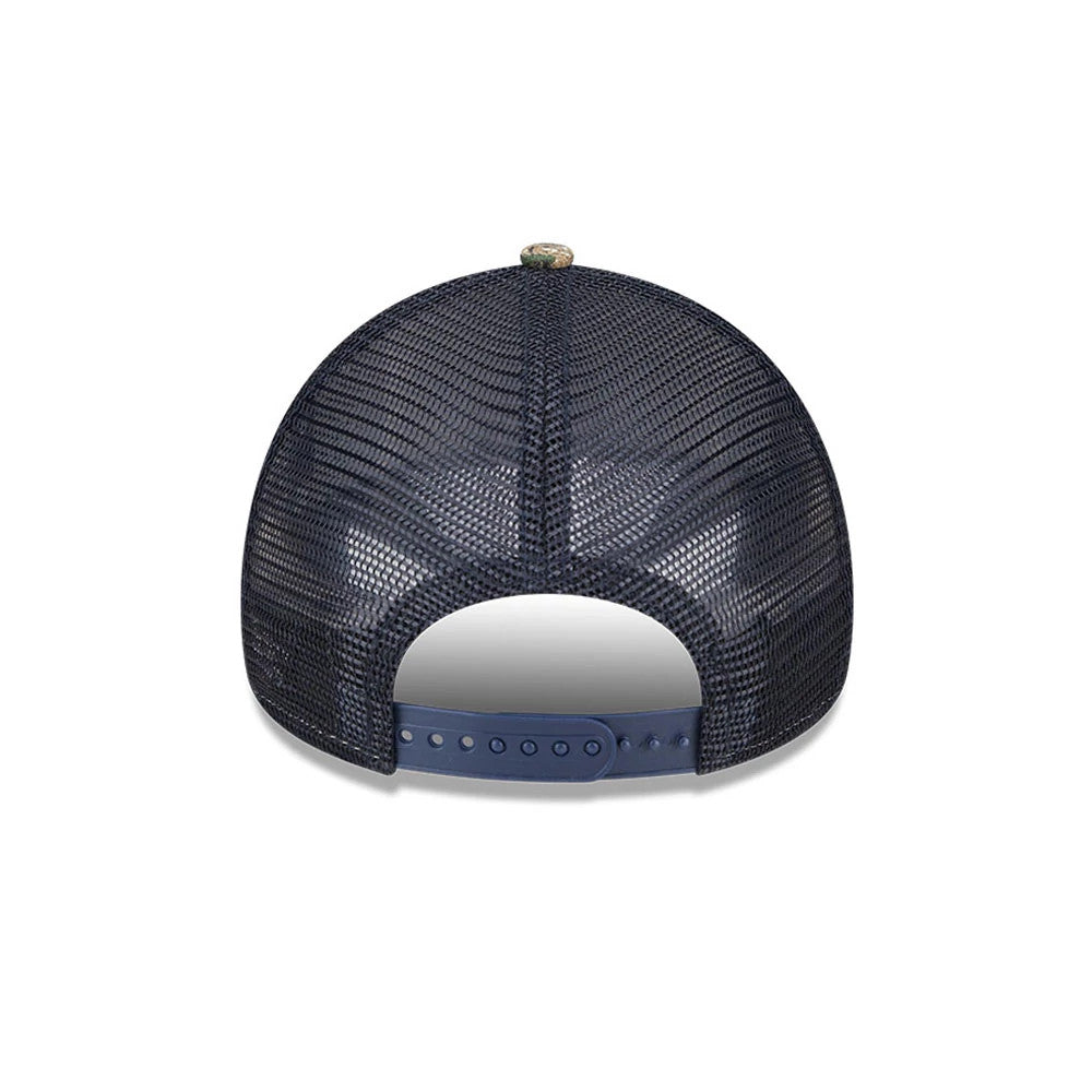 Pictured is this MLB Realtree Camo New York Yankees 9FORTY A-Frame Trucker Adjustable cap in navy. 5