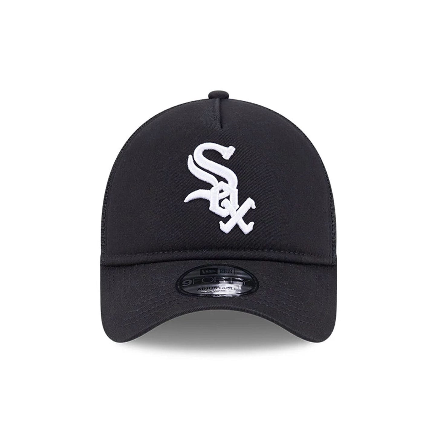 Pictured is this MLB Evergreen Chicago White Sox 9FORTY A-Frame cap in black. 2