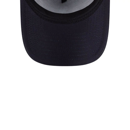 Pictured is this MLB Evergreen Seattle Mariners 9FORTY A-Frame cap in navy. 7