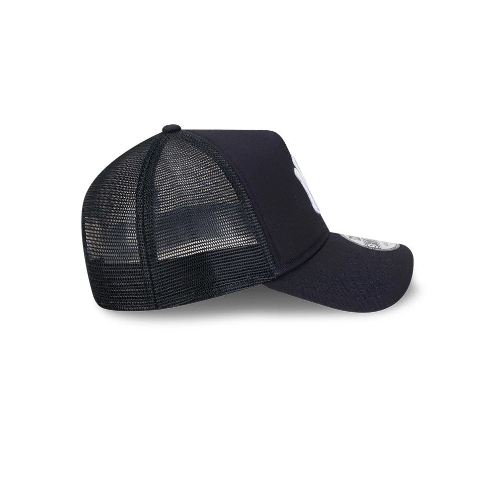 New York Yankees MLB Evergreen Navy New Era 9FORTY A-Frame Adjustable Cap, side view showing the white embroidered NY logo on the front panel, black mesh back panels, and the 9FORTY size sticker on the curved navy visor.