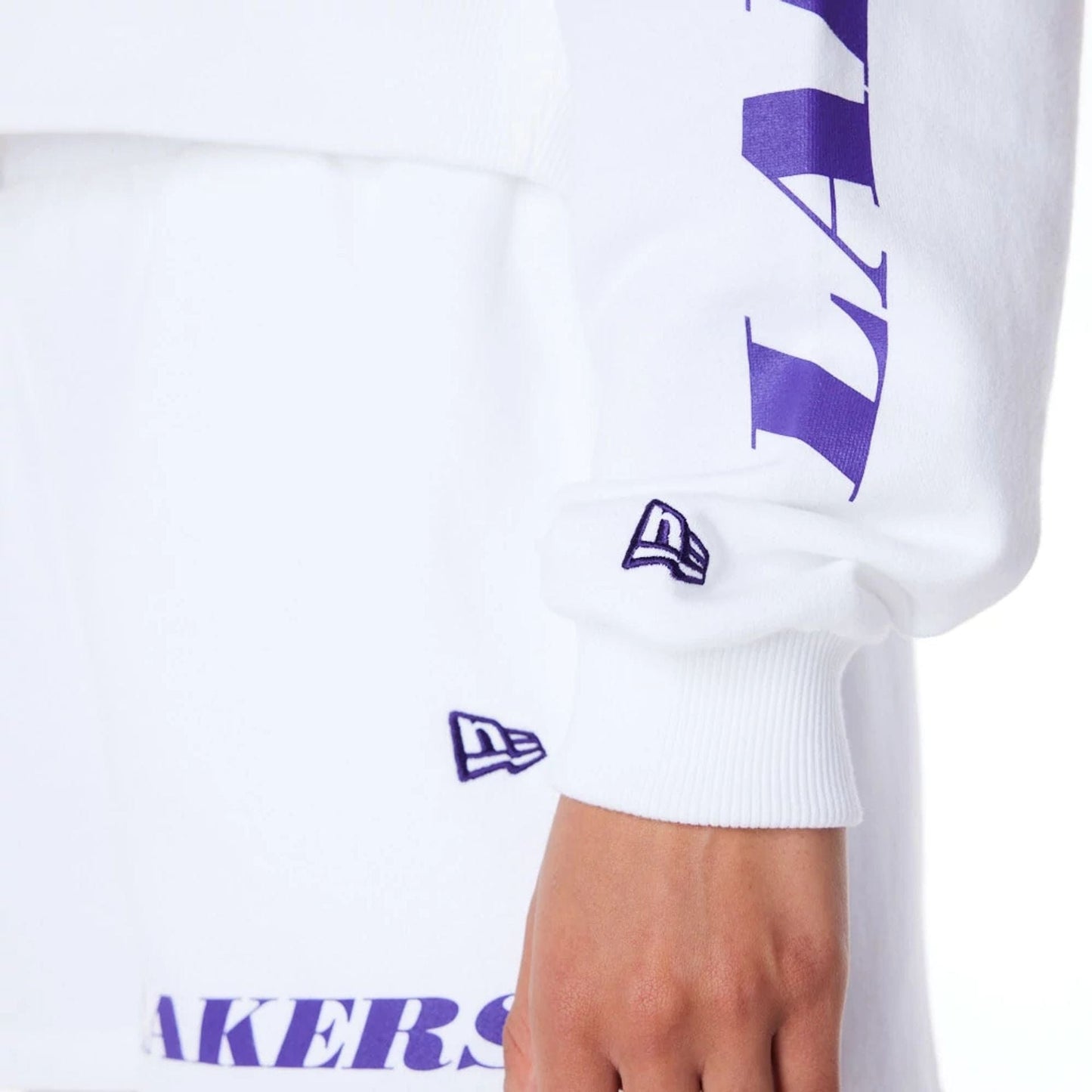The Female model is wearing LA Lakers Womens NBA Wordmark White Crop Crew Neck Sweatshirt 7
