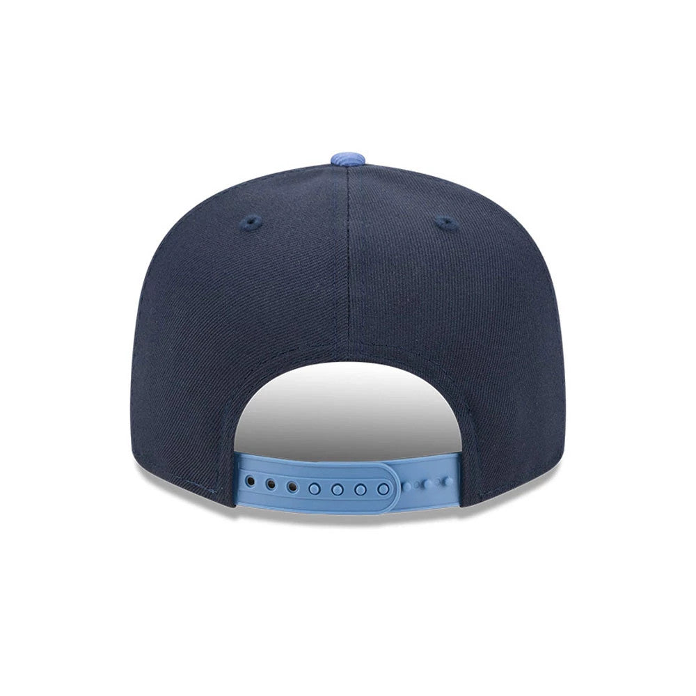 Pictured is this MLB Evergreen LA Dodgers 9FIFTY Snapback cap in dark blue. 7