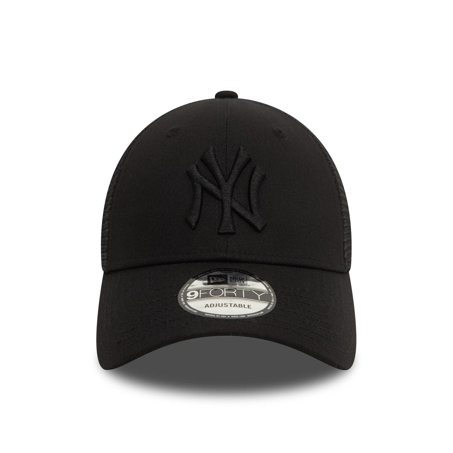 This is a New York Yankees Home Field Black 9FORTY Trucker Adjustable Cap 4