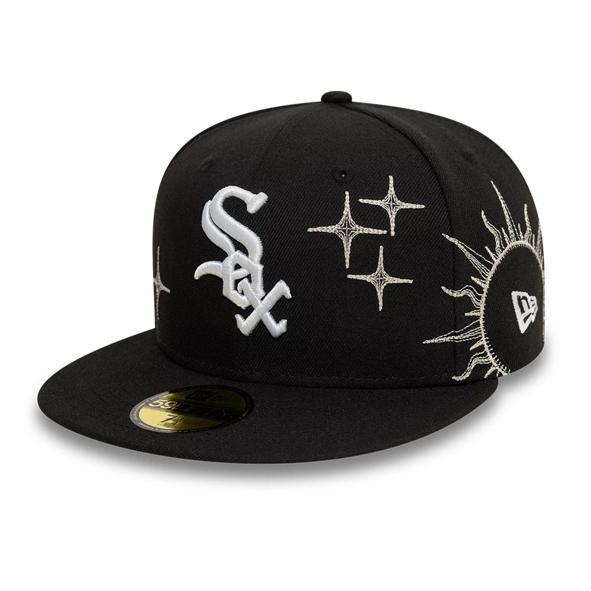 Pictured is this Chicago White Sox MLB Zodiac Black 59FIFTY Fitted Cap 1