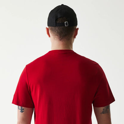 The Male model is wearing New York Yankees MLB Regular Red T-Shirt 7