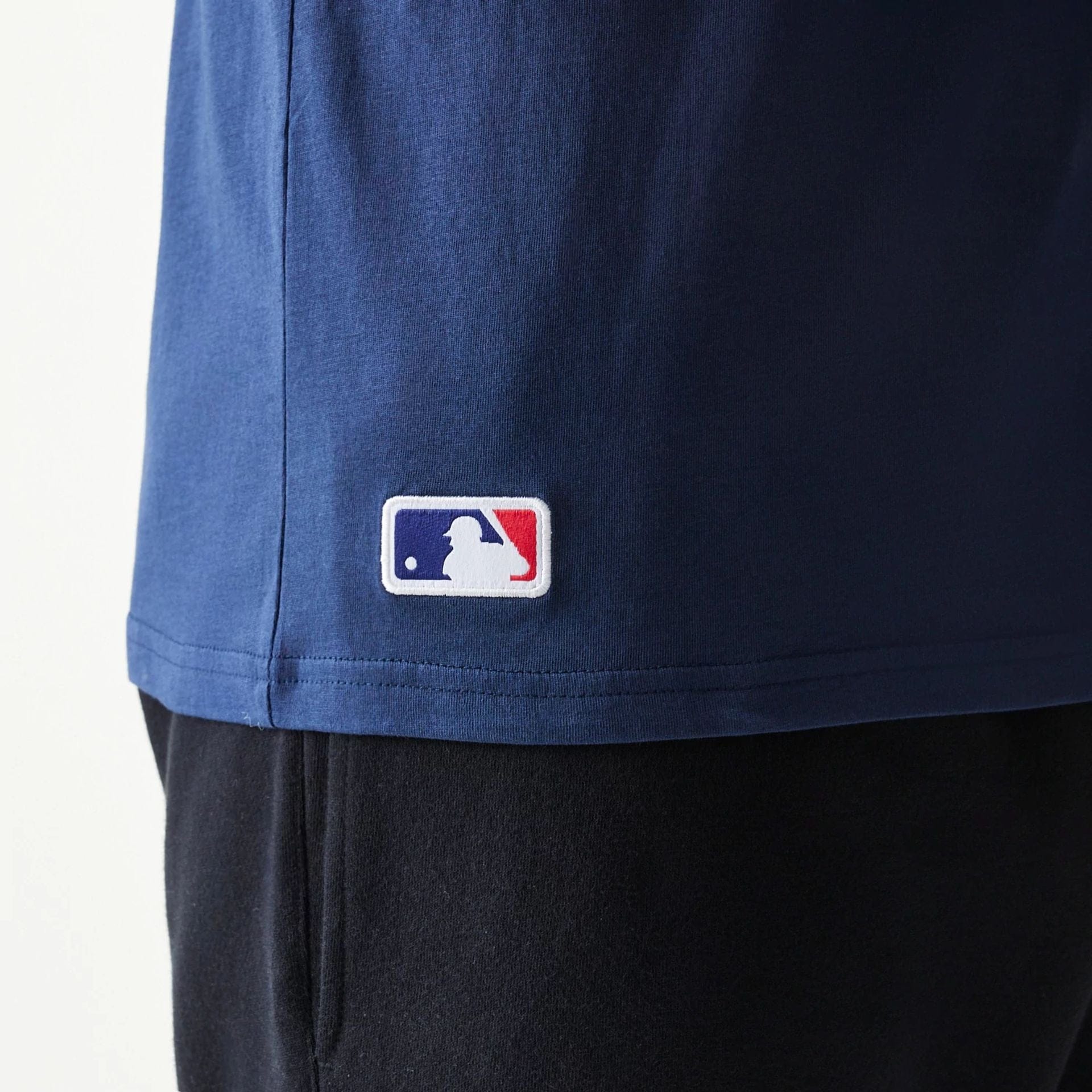 The Male model is wearing Boston Red Sox MLB Regular Dark Blue T-Shirt 5