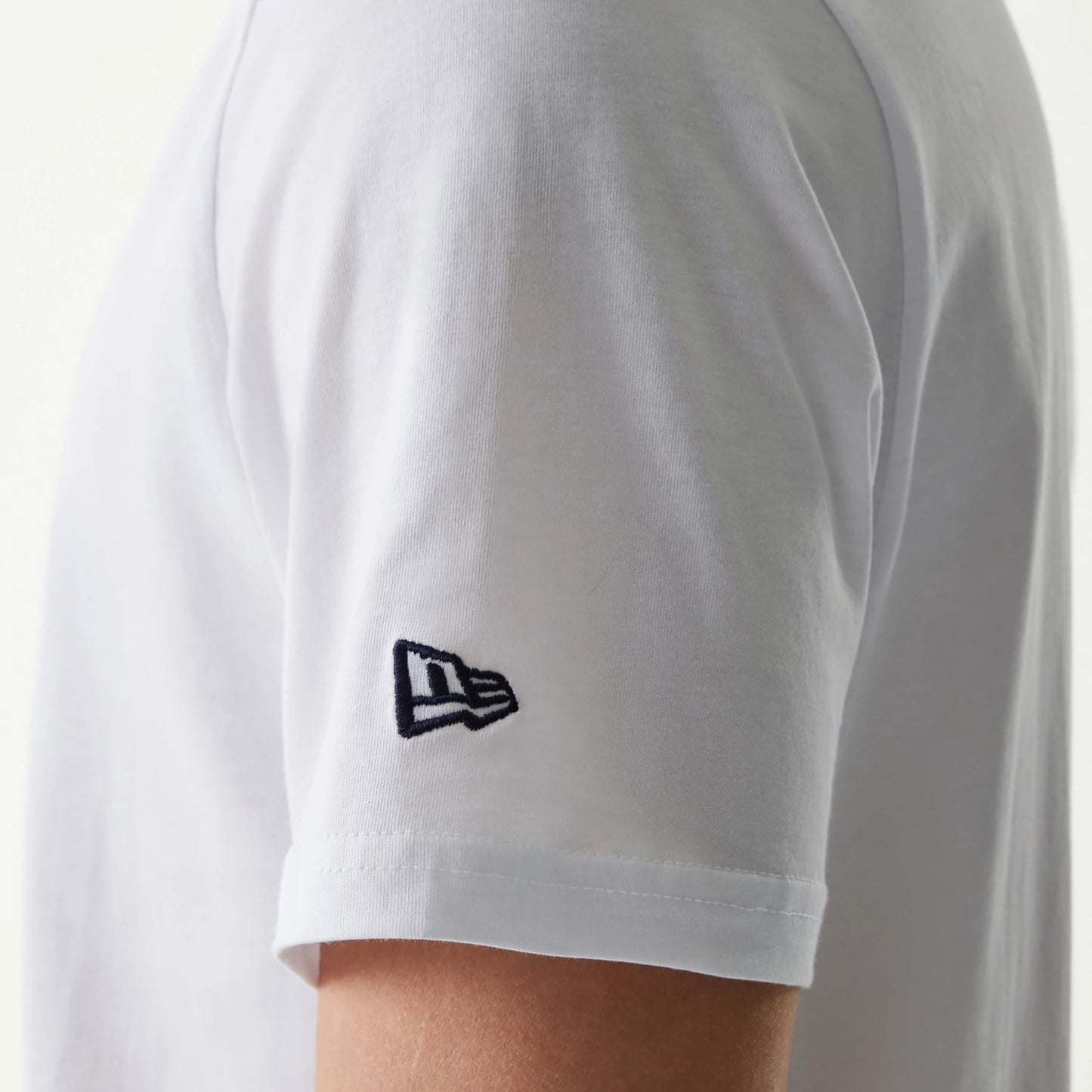 The Male model is wearing St. Louis Cardinals MLB Regular White T-Shirt 6