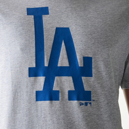 The Male model is wearing LA Dodgers MLB Regular Grey T-Shirt 4
