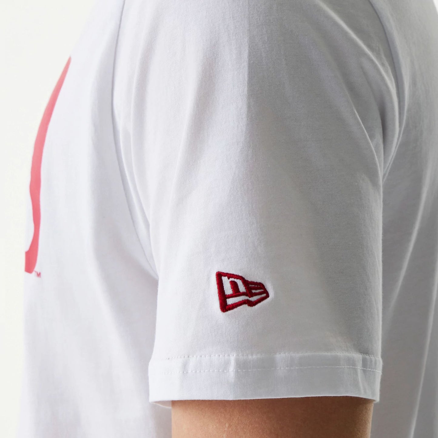 The Male model is wearing MLB Generic Logo MLB Regular White T-Shirt 6