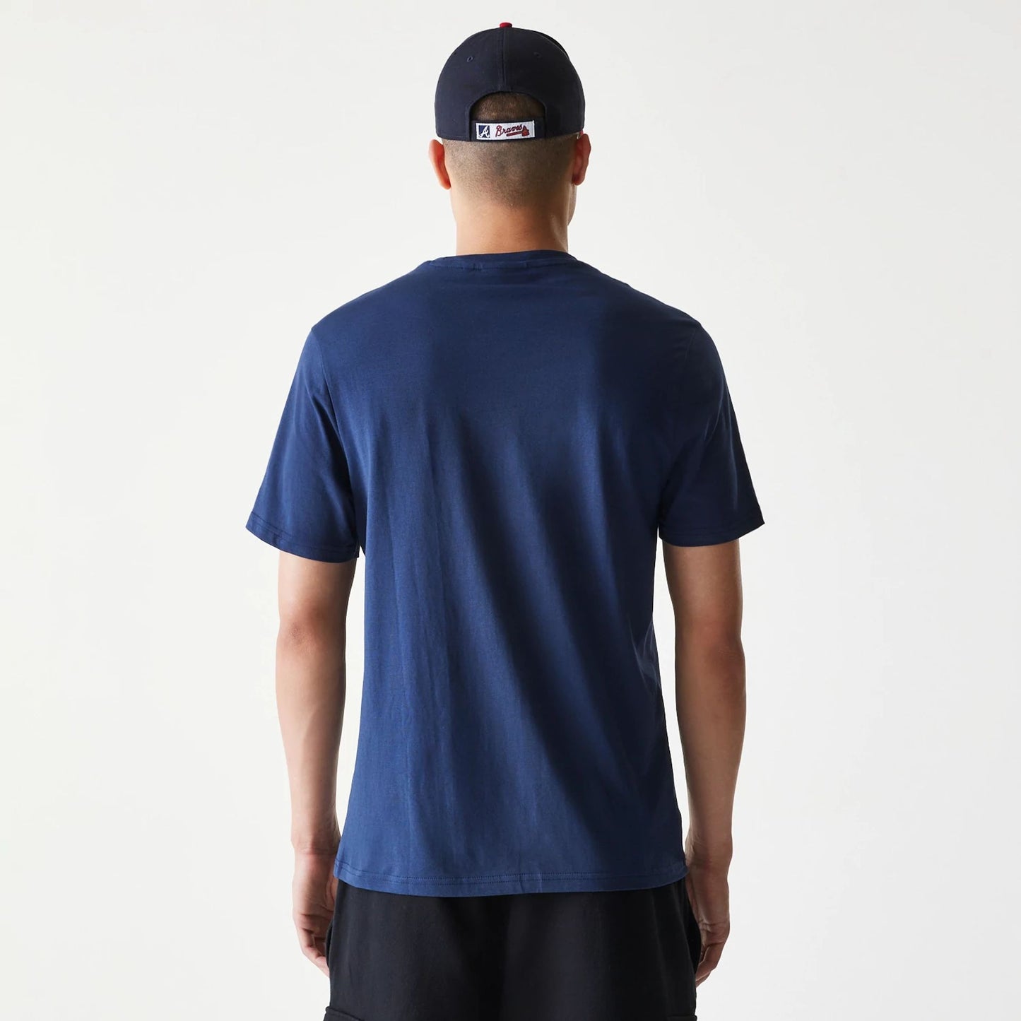 The Male model is wearing Atlanta Braves MLB Regular Dark Blue T-Shirt 2