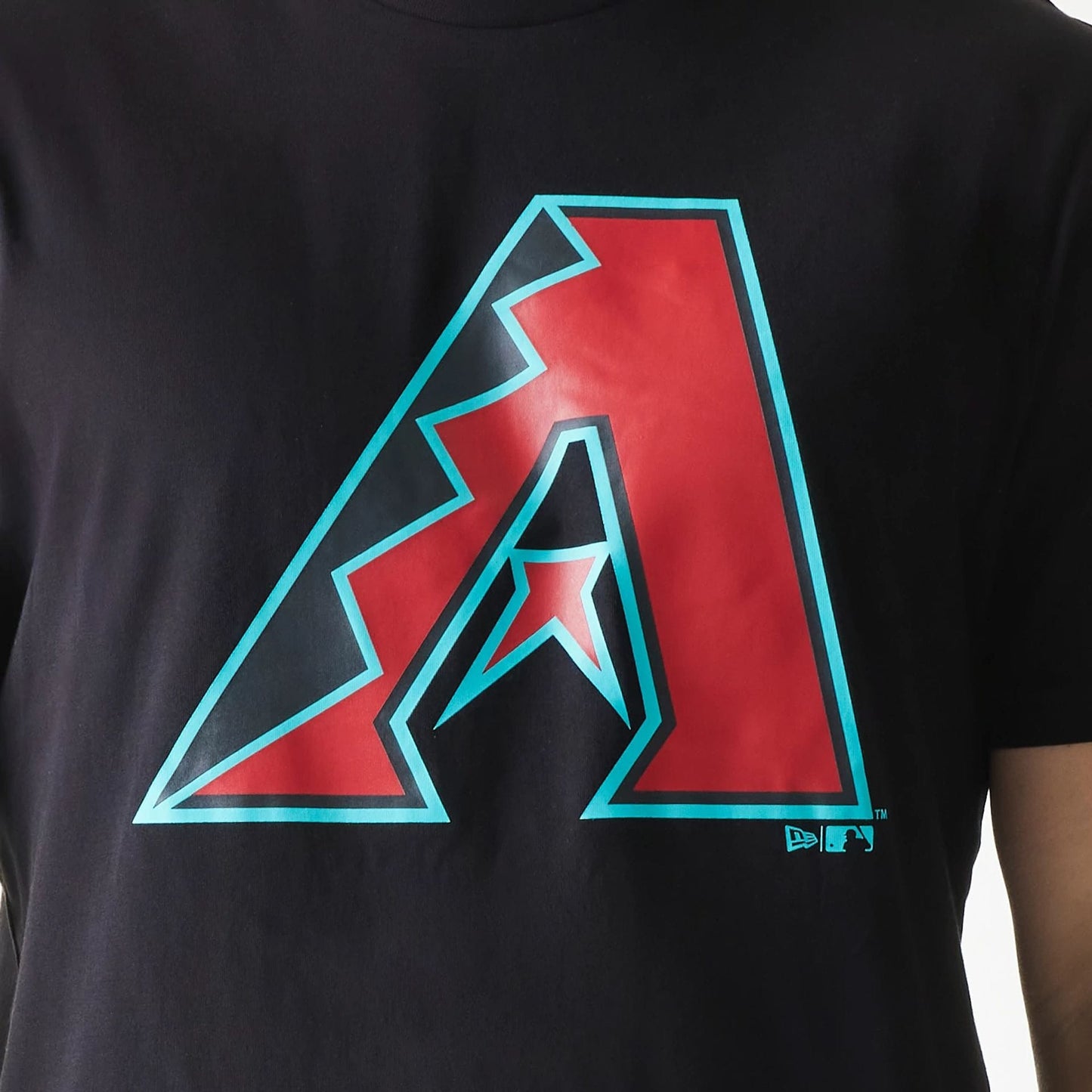 The Male model is wearing Arizona Diamondbacks MLB Regular Black T-Shirt 5