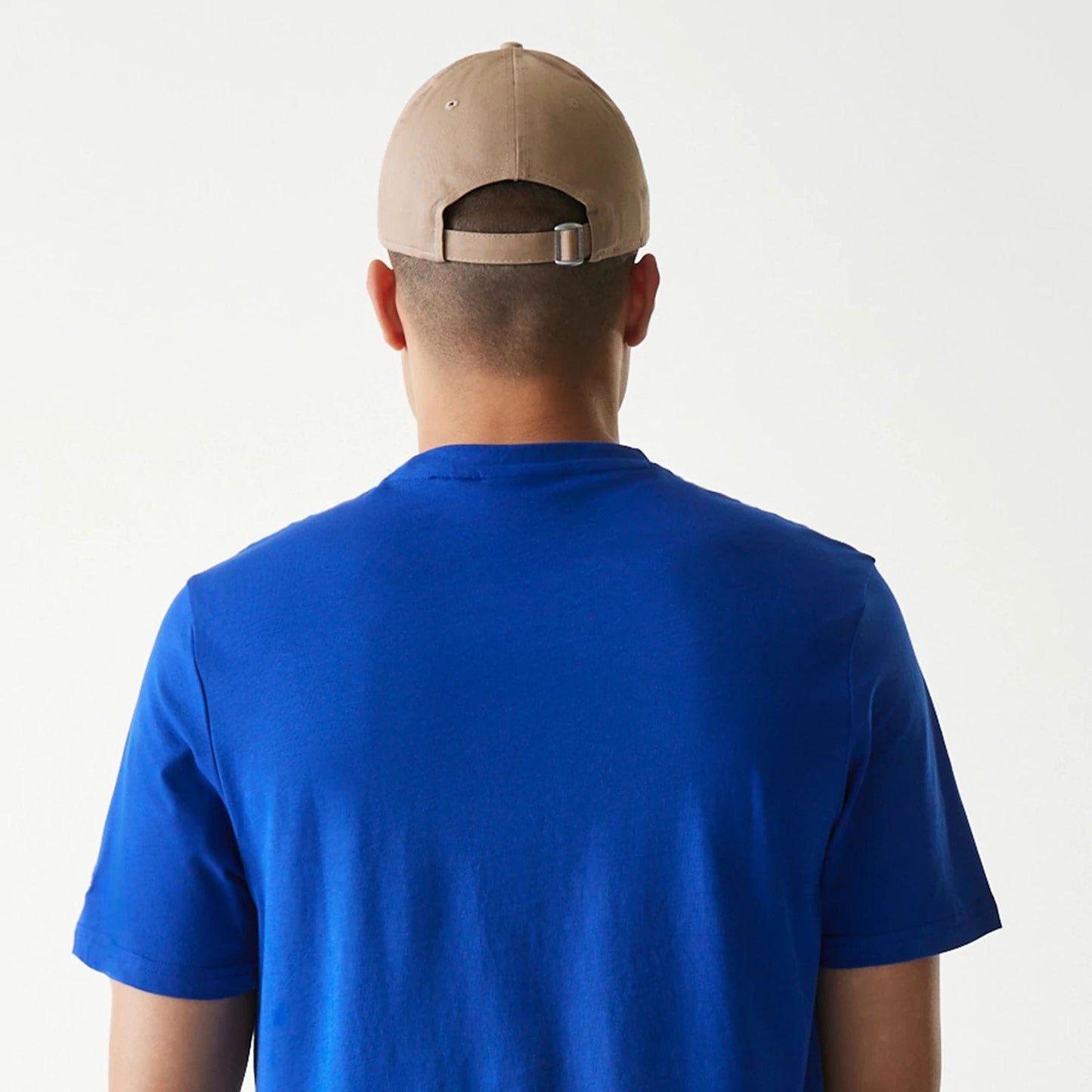 The Male model is wearing Kansas City Royals MLB Regular Blue T-Shirt 7