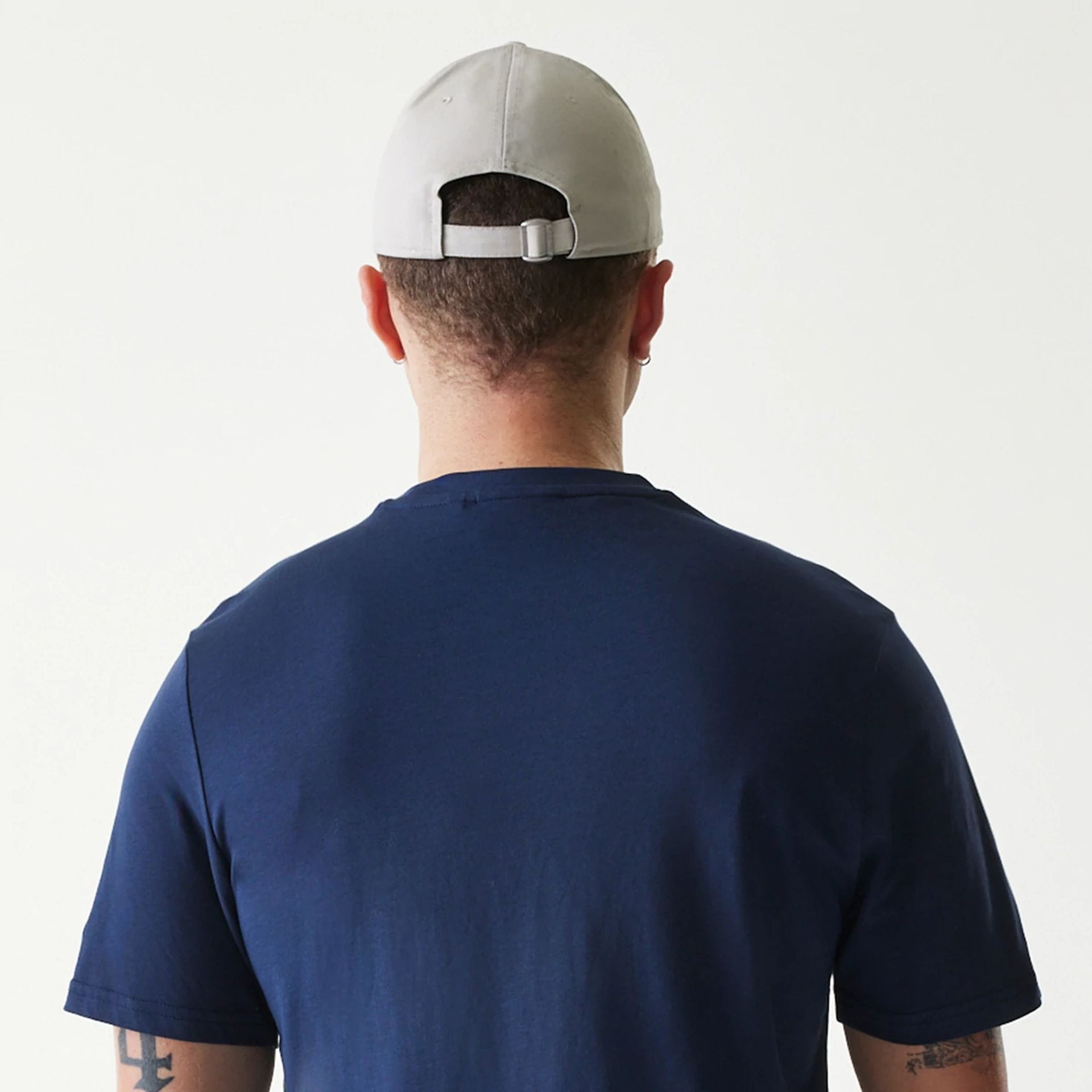 The Male model is wearing Houston Astros MLB Regular Dark Blue T-Shirt 7