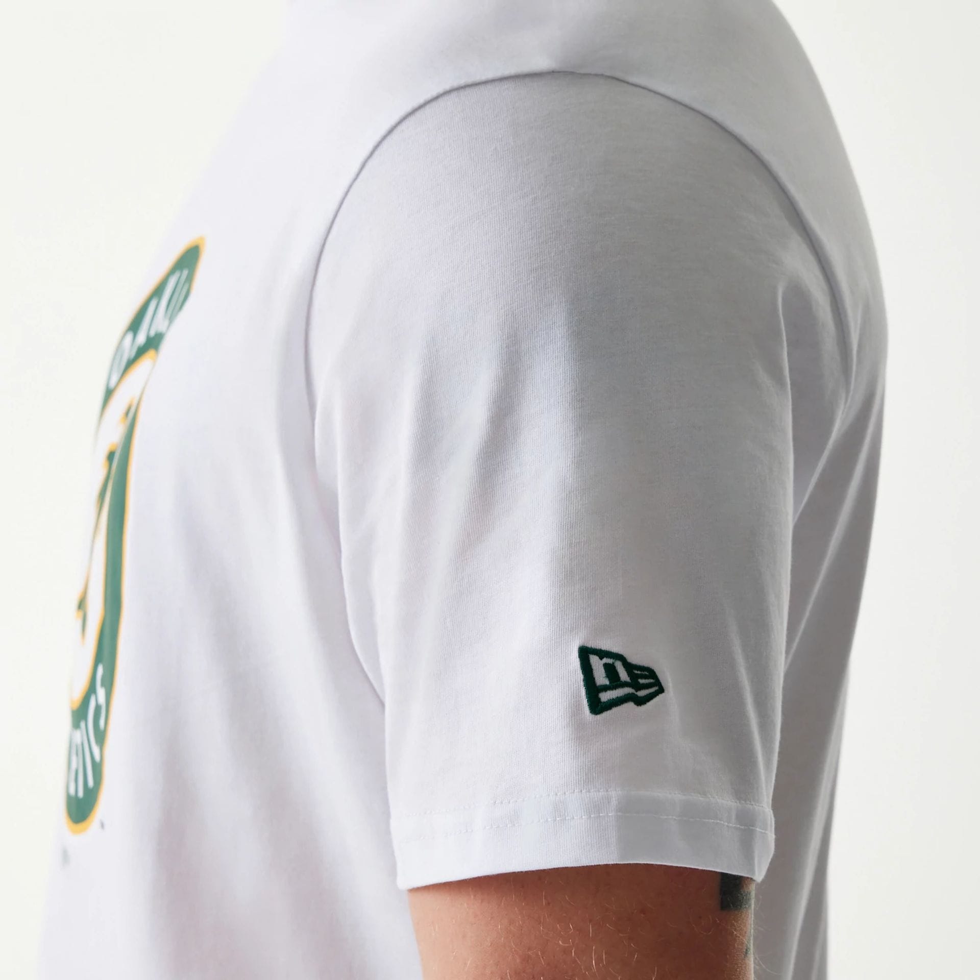 The Male model is wearing Oakland Athletics MLB Regular White T-Shirt 5