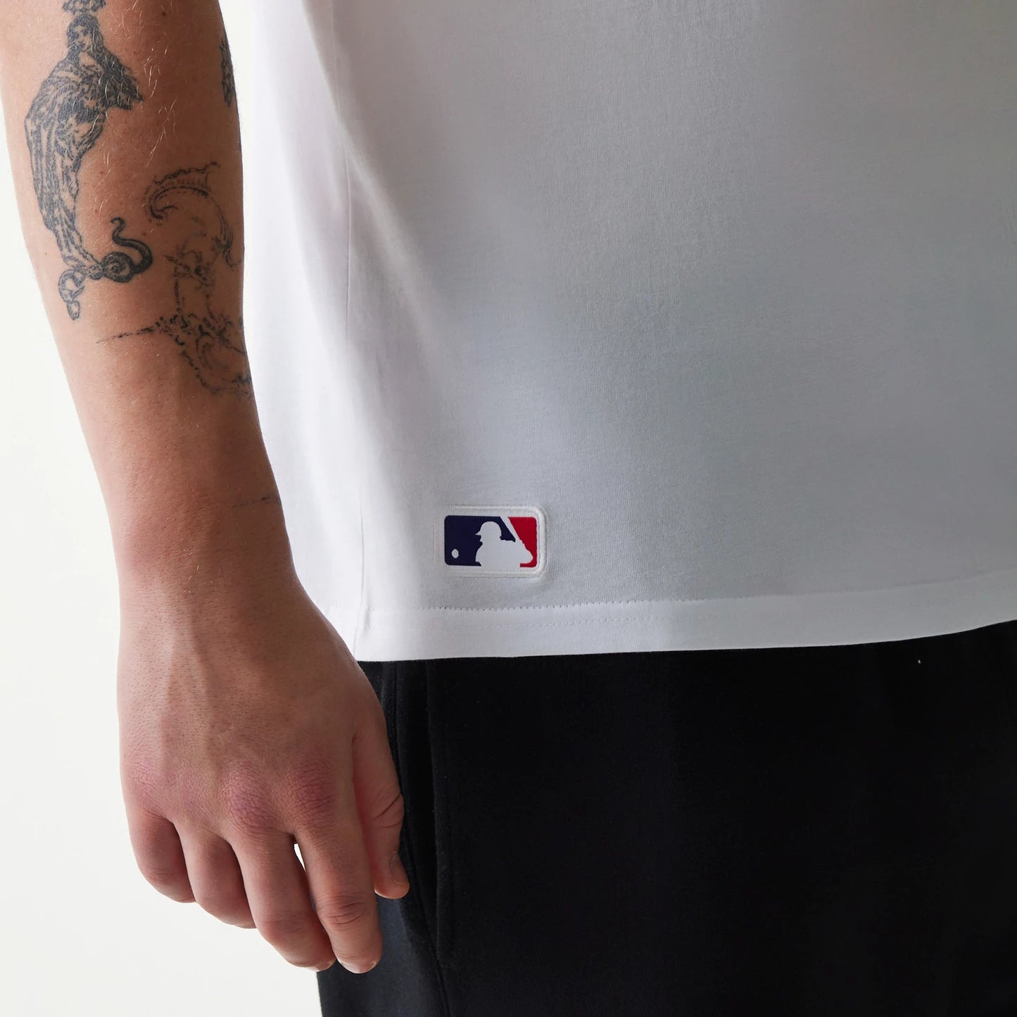 The Male model is wearing Tampa Bay Rays MLB Regular White T-Shirt 5