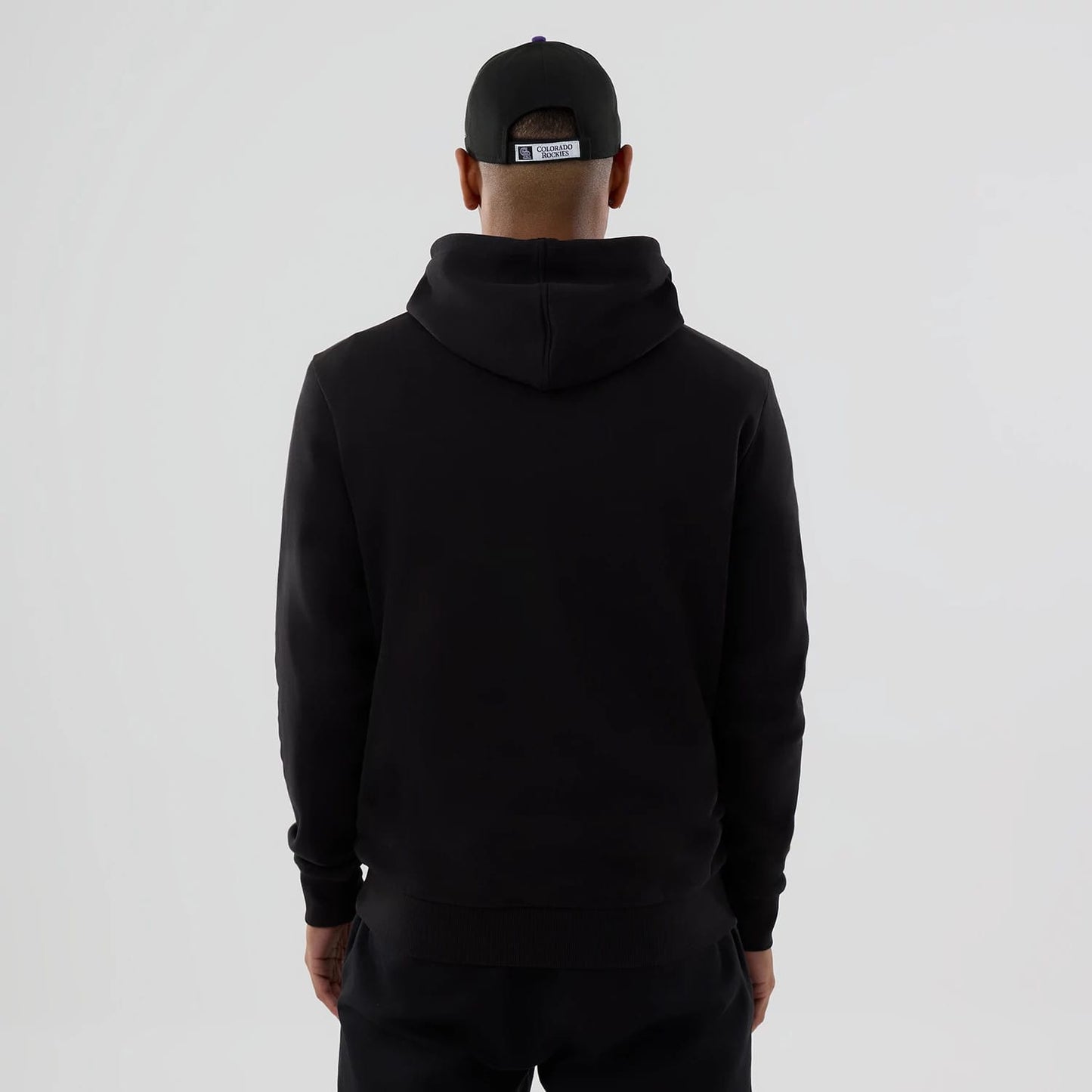 The Male model is wearing Colorado Rockies MLB Black Pullover Hoodie 2