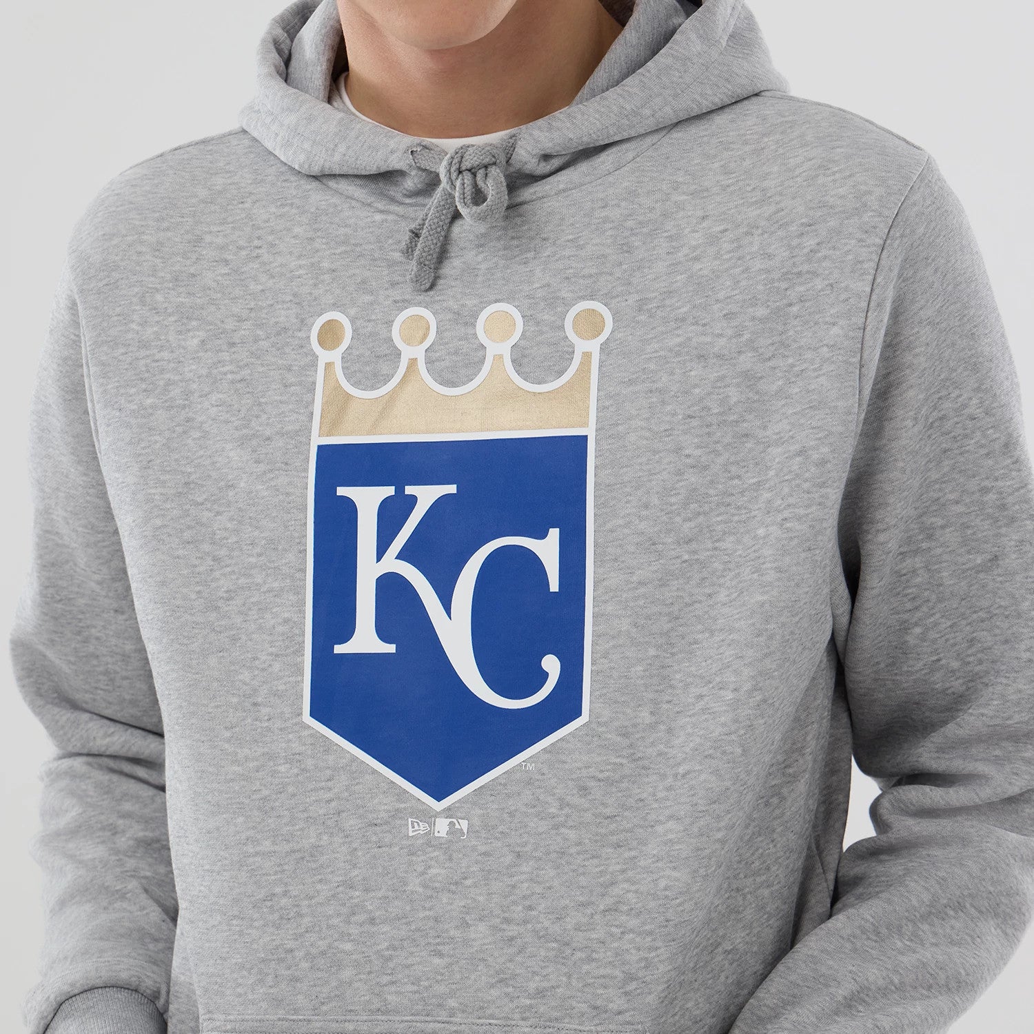 The Male model is wearing Kansas City Royals MLB Grey Pullover Hoodie 4